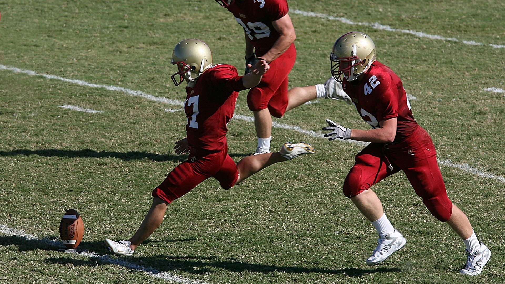 《福布斯》：荷兰女足在预选赛中与法国队激战，荷兰女足咋样